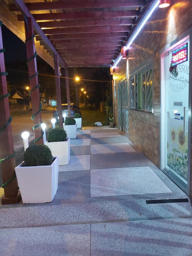 Hotel Pousada Girassol Matinhos Dış mekan fotoğraf